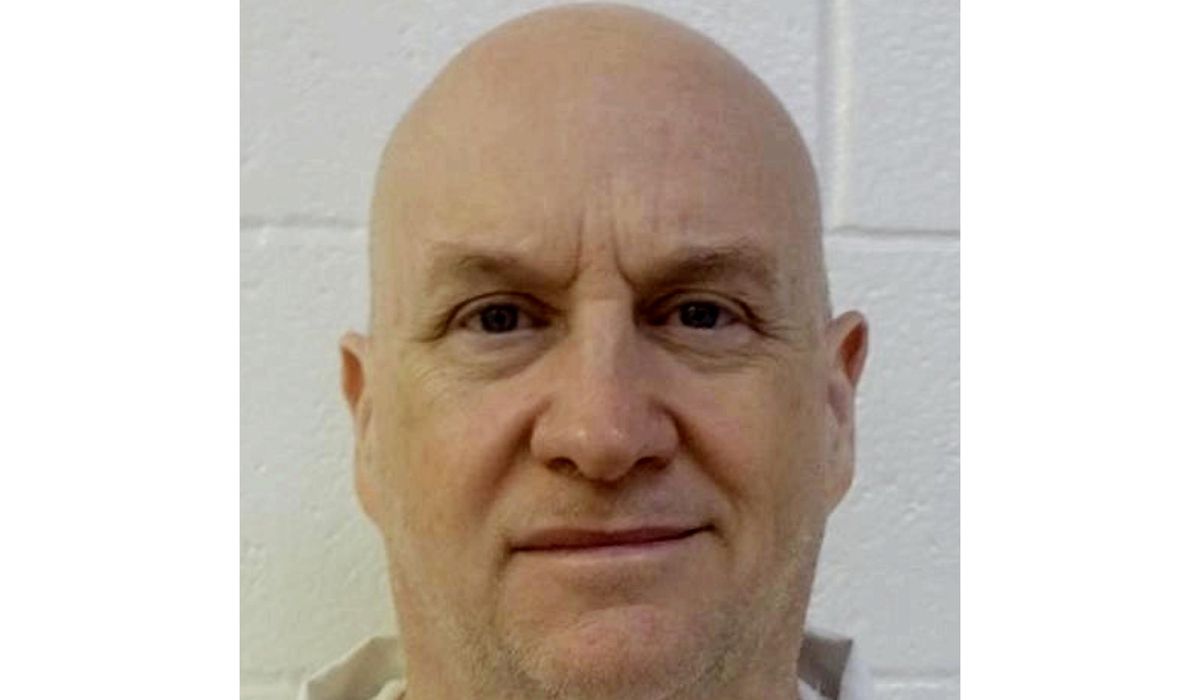 NextImg:Manhunt continues for fugitive Grant Hardin, known as the ‘Devil in the Ozarks’