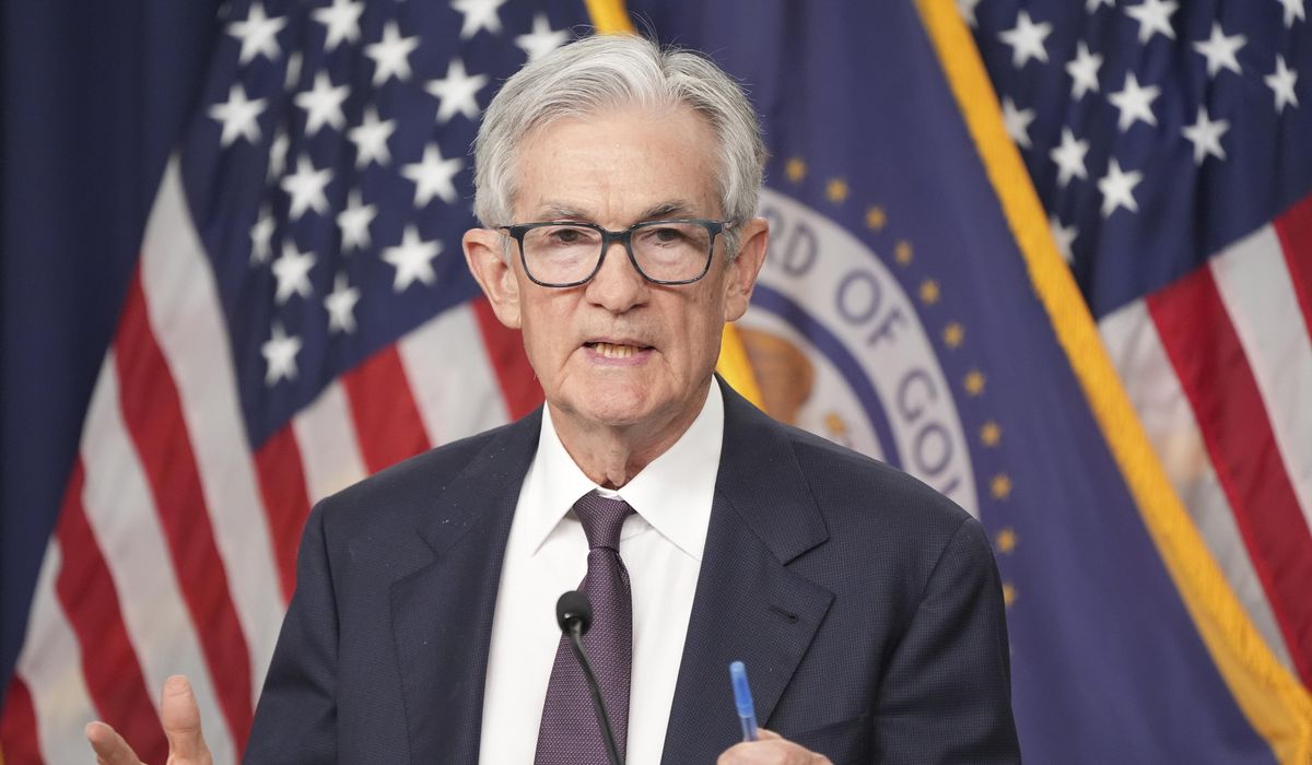 NextImg:Trump urges Fed to cut interest rates after weak jobs report