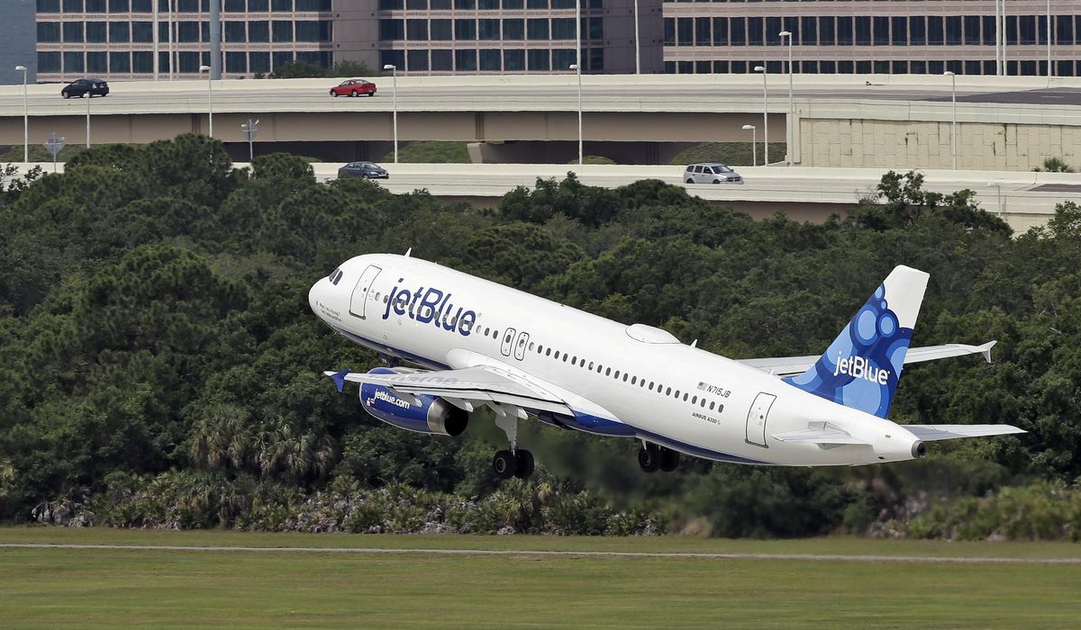 NextImg:United Airlines will return to JFK with several daily flights in a deal with JetBlue