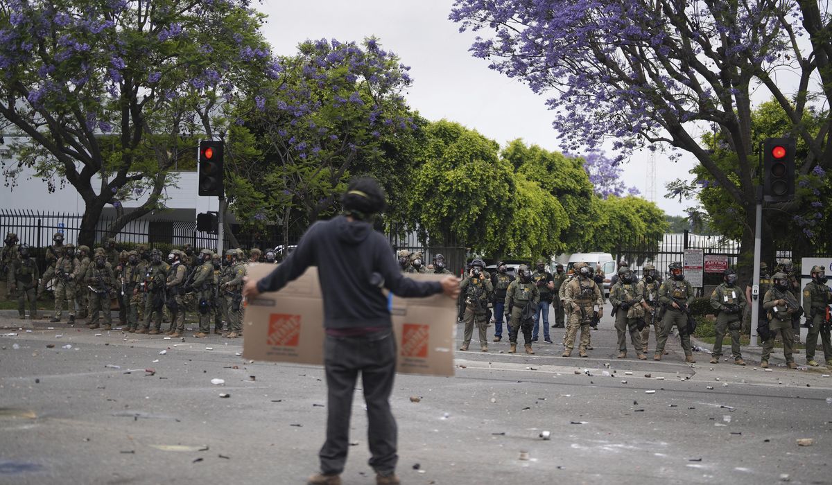 NextImg:President Trump deploys National Guard to Los Angeles to quell anti-ICE protests