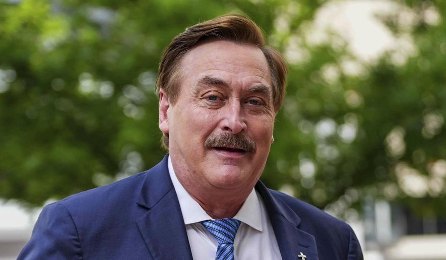 Mike Lindell walks into federal district court for a defamation trial on Thursday, June 5, 2025, in Denver. (AP Photo/Jack Dempsey) ** FILE **
