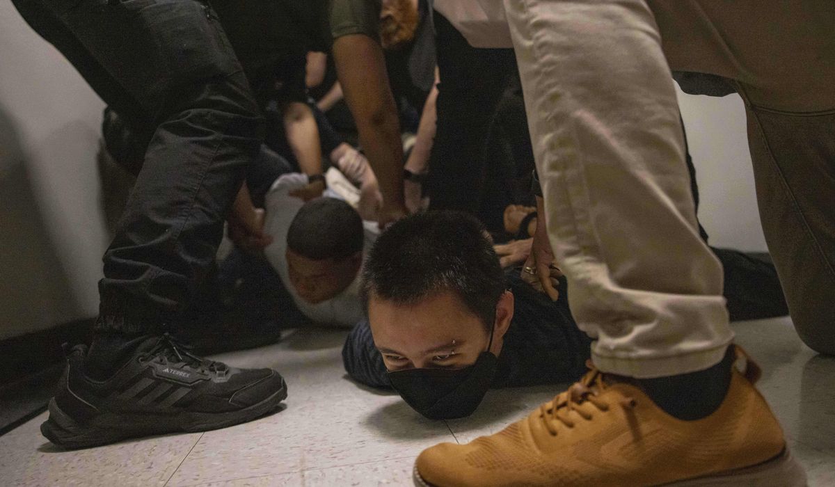 NextImg:Feds sue New York over sanctuary law barring arrests near courthouses