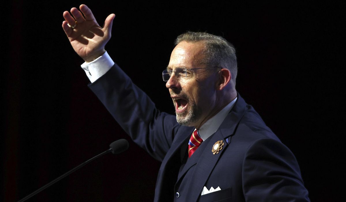 NextImg:Southern Baptists overwhelmingly call for a ban on same-sex marriage