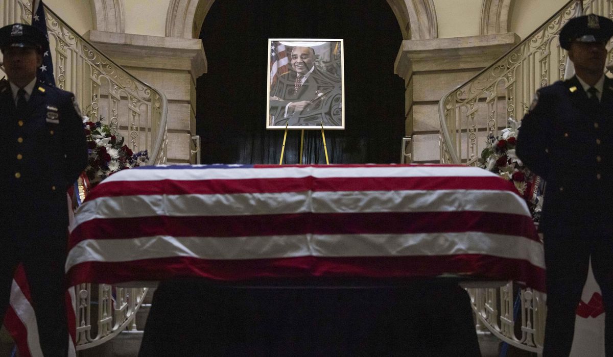 NextImg:Mourners pay respects to late Rep. Charles Rangel as his body lies in state at New York City Hall