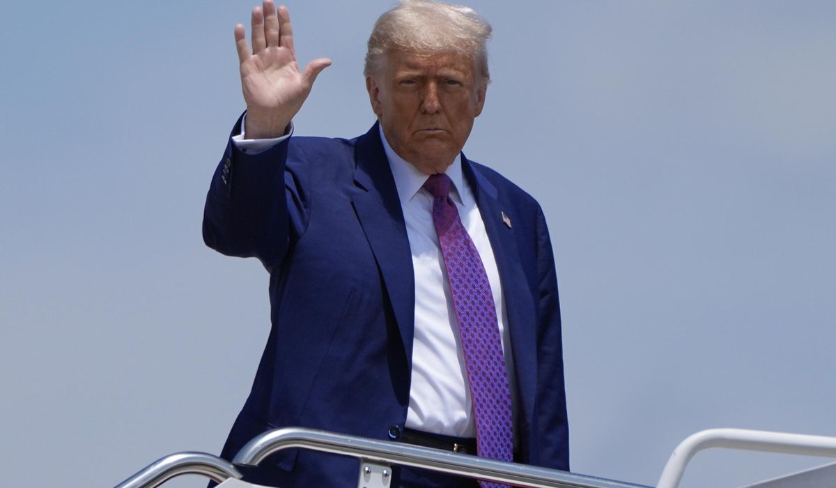 NextImg:Trump and Putin discuss Iran-Israel fight in Saturday phone call
