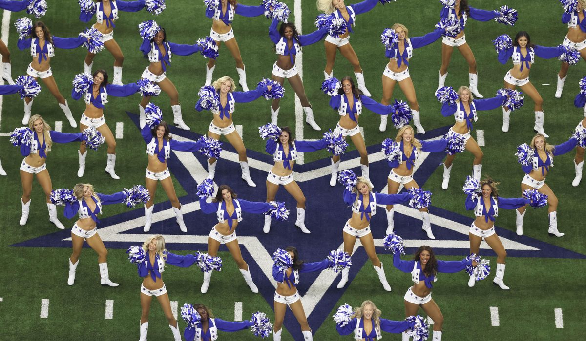 NextImg:Dallas Cowboys cheerleaders say they’re getting a 400% increase in pay