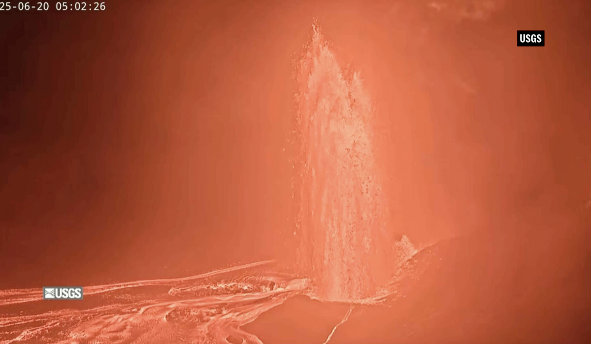 NextImg:WATCH: Hawaii’s Kilauea Volcano erupts, shooting lava 1000 feet into the sky