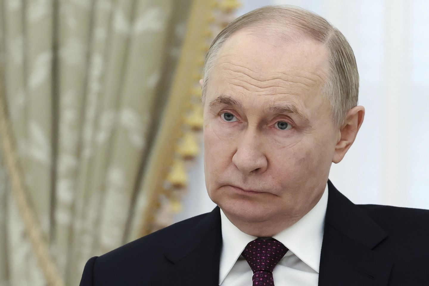 Trump rips Putin, saying his promises are 'bulls---' and 'meaningless'