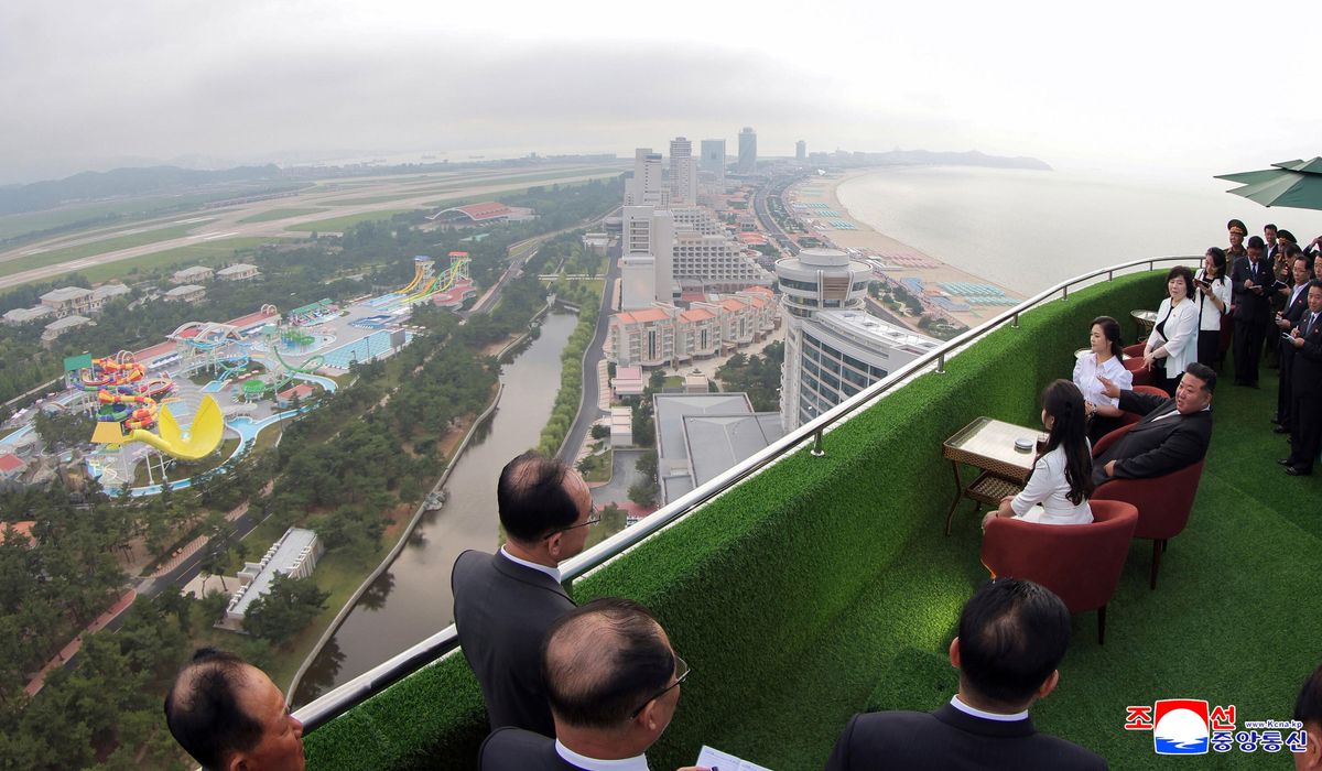 NextImg:North Korean government opens beach resort; tourists expected next week