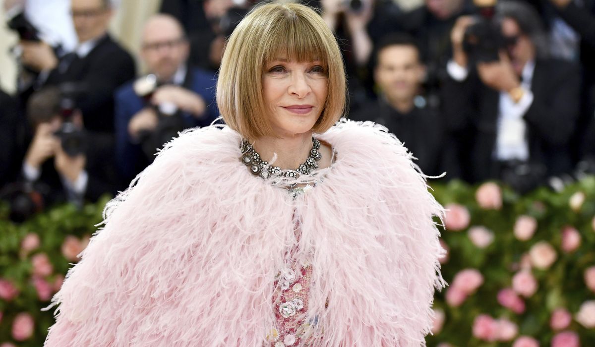 NextImg:Anna Wintour is seeking a new Vogue editor-in-chief but will maintain editorial control