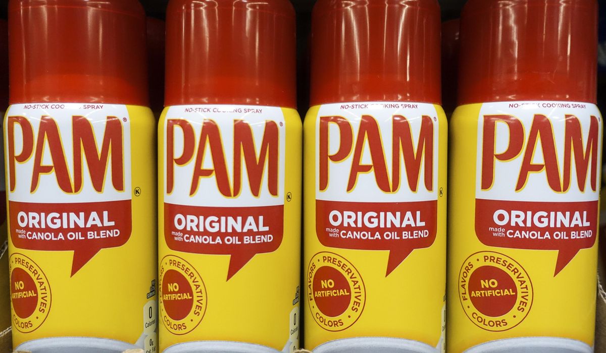 NextImg:Duncan Hines parent Conagra Brands says it will phase out artificial colors