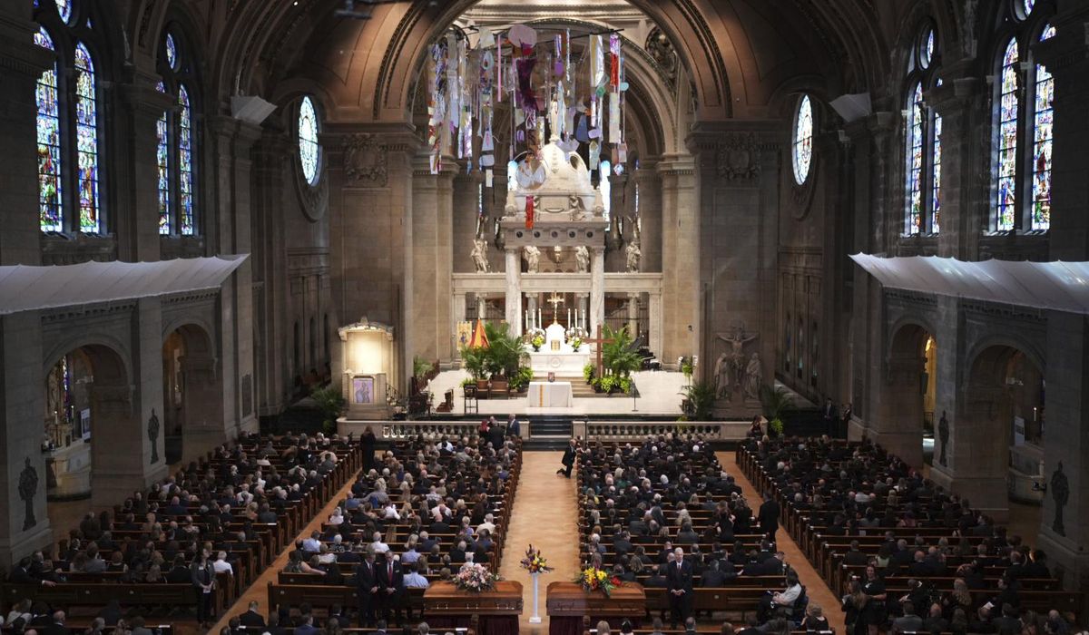 NextImg:Biden, Harris and Walz attend funeral for former Minnesota House Speaker Melissa Hortman