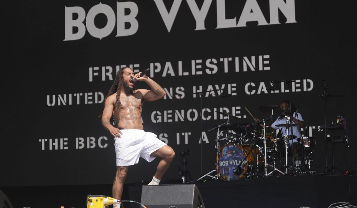 NextImg:Glastonbury Festival artists put Gaza front and center on U.K.’s biggest music stage