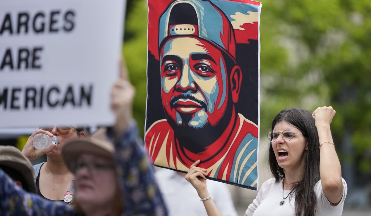 NextImg:Judge orders Trump officials to watch what they say about Abrego Garcia