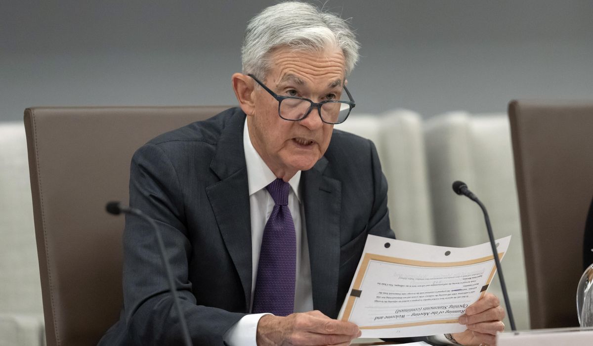 NextImg:Fed Chair Powell: Size of Trump tariffs forced bank to pause rate cuts