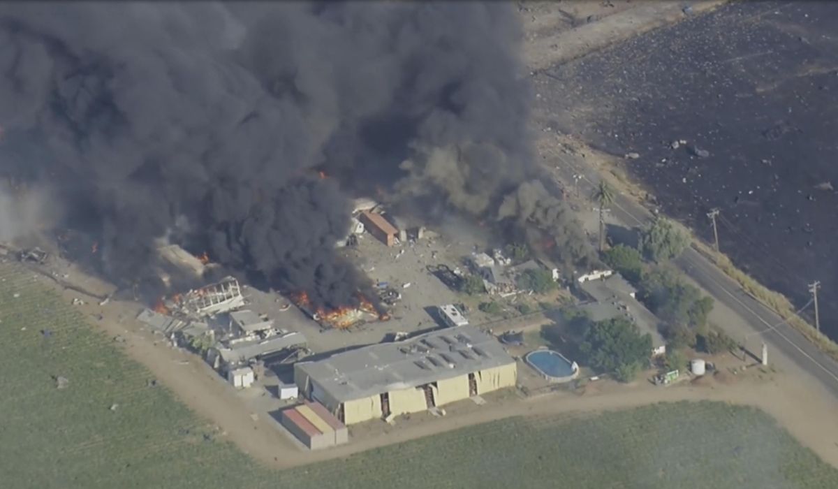 NextImg:Seven missing after explosion at California fireworks facility