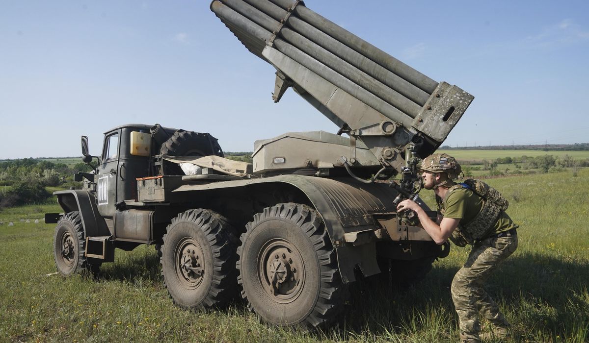 NextImg:Trump calling Putin as Russia-Ukraine war rages