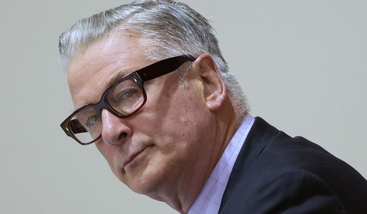 NextImg:Judge dismisses lawsuit filed by Alec Baldwin for malicious prosecution in fatal ‘Rust’ set shooting