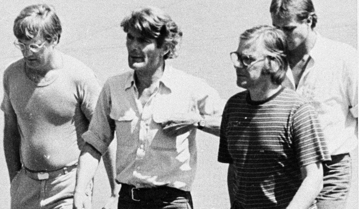 NextImg:El Salvador court sentences 3 ex-military officers over killings of Dutch journalists in 1982