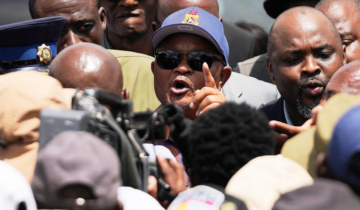NextImg:South African president suspends police minister and launches probe into alleged links to criminals