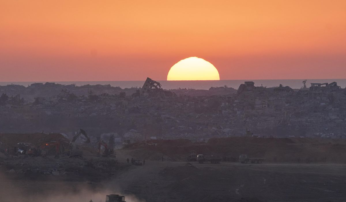 NextImg:5 Israeli soldiers killed in northern Gaza and 18 Palestinians dead in Israeli strikes