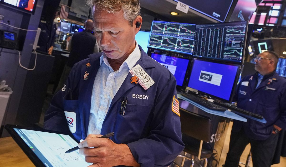 NextImg:Wall Street ticks higher in premarket as extension of trade deal deadline eases market anxiety