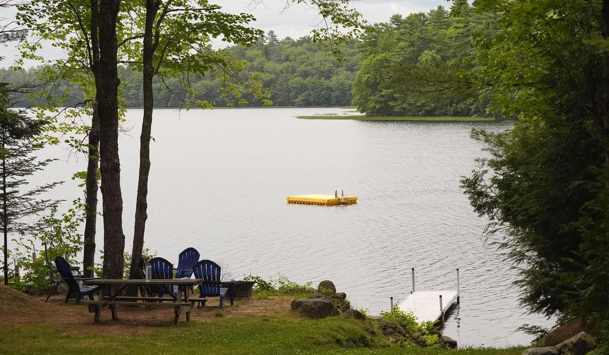 NextImg:Police investigating death of Maine paddleboarder as a homicide after discovery of body