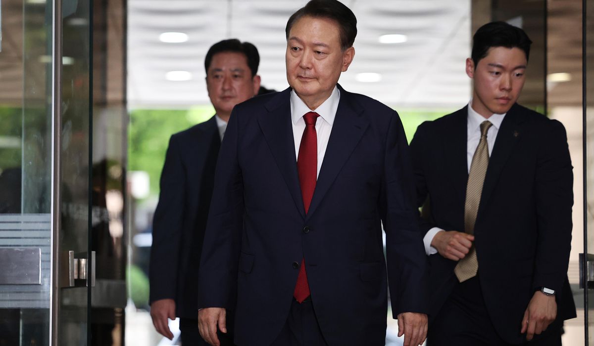 NextImg:South Korea’s ex-President Yoon attends Seoul court for hearing on possible arrest warrant