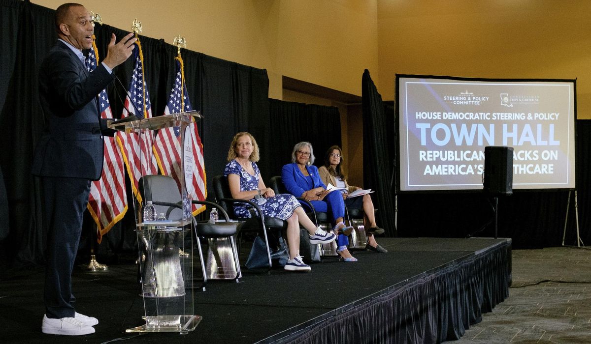 NextImg:‘Beautiful’ or ‘Ugly,’ Trump’s big bill shapes the battle for House control in 2026 midterms