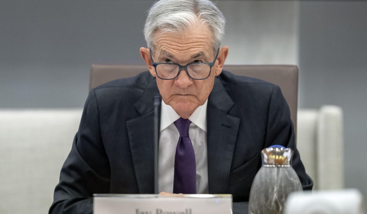 NextImg:White House budget director accuses Fed chair of violating building rules in renovation