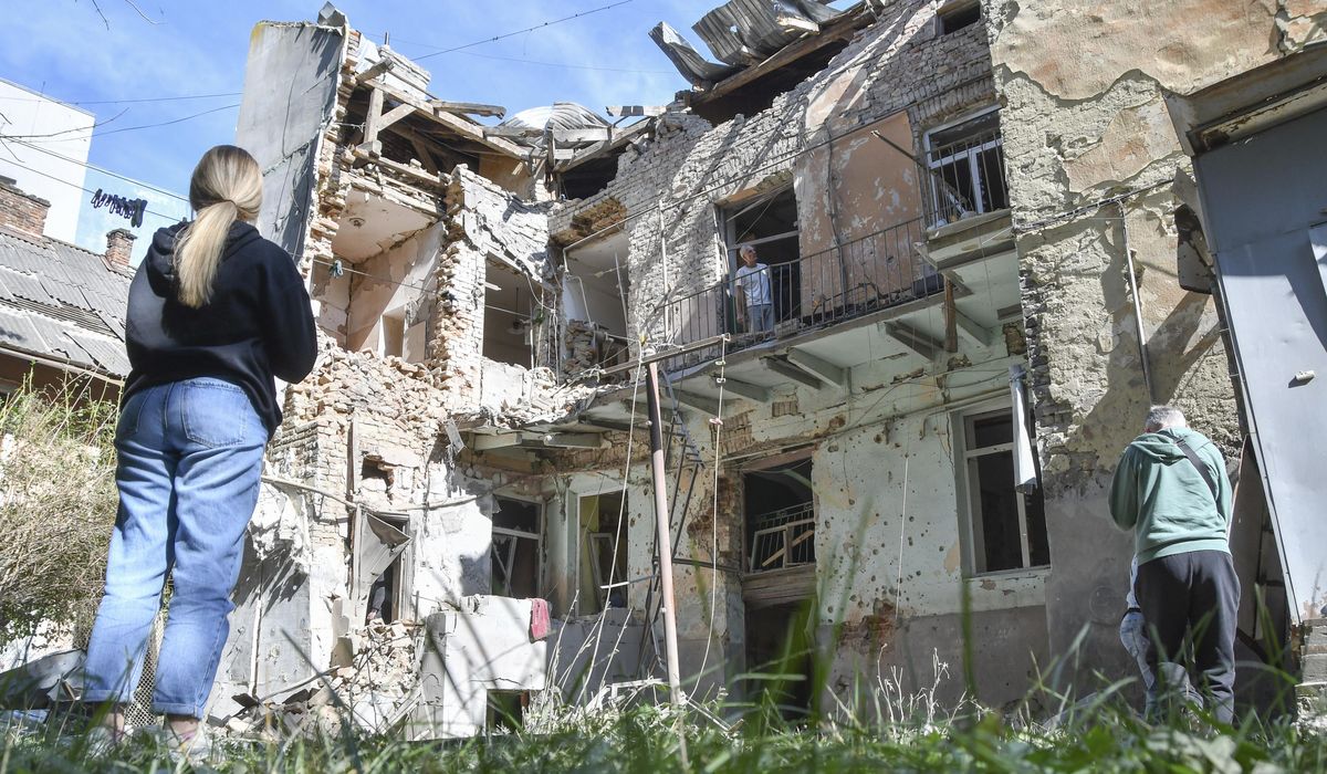 NextImg:Russian drone, cruise missile and bomb attacks kill at least 6 in Ukraine