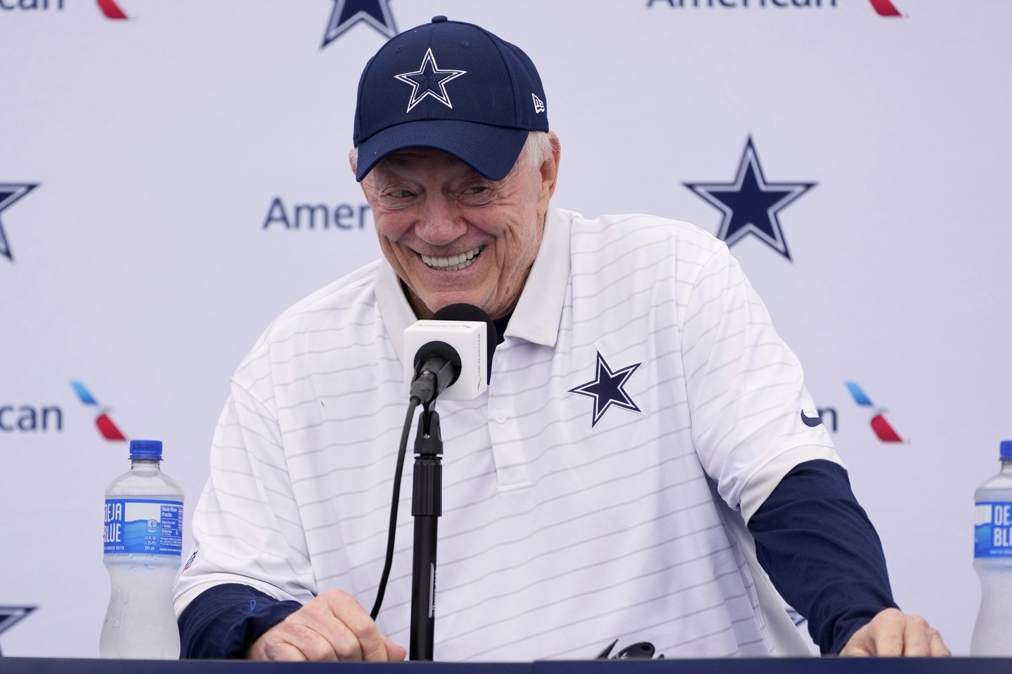 LOVERRO: Add Parsons to the litany of boneheaded Jerry Jones moves