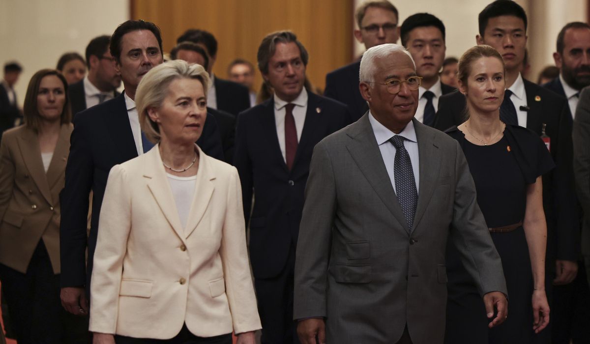 NextImg:Europe and China agree to take action on climate change during a tense summit in Beijing
