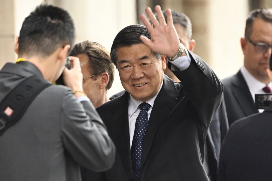 Chinese Vice Prime Minister He Lifeng, center, waves as he arrives at Rosenbad before trade talks between the U.S. and China in Stockholm, Sweden, July 28, 2025. (Fredrik Sandberg/TT News Agency via AP) **FILE**
