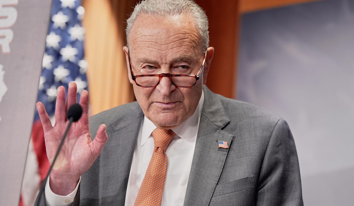 NextImg:Trump, Schumer offer warning signs of clash to come on government funding