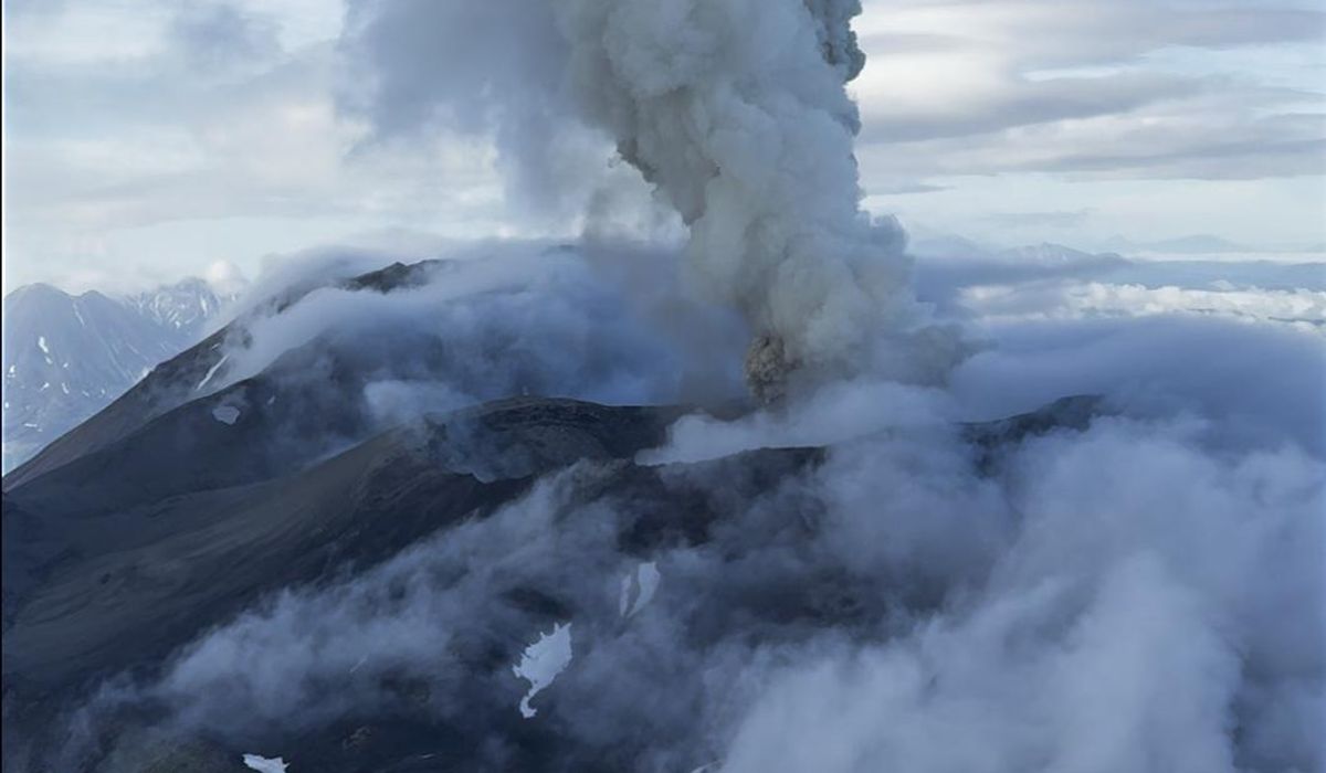 NextImg:A volcano in Russia’s Far East erupts for the first time in centuries