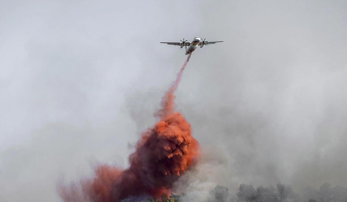 NextImg:France’s biggest wildfire of the summer has eclipsed the size of Paris and is still spreading