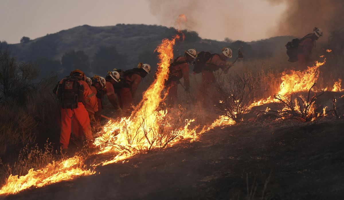 NextImg:Canyon fire in Los Angeles spreads to 5,370 acres
