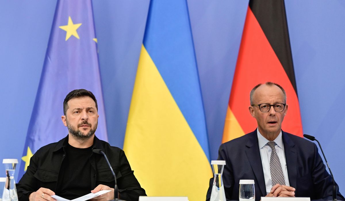 NextImg:President Trump, European leaders shape goals on call ahead of summit with Putin