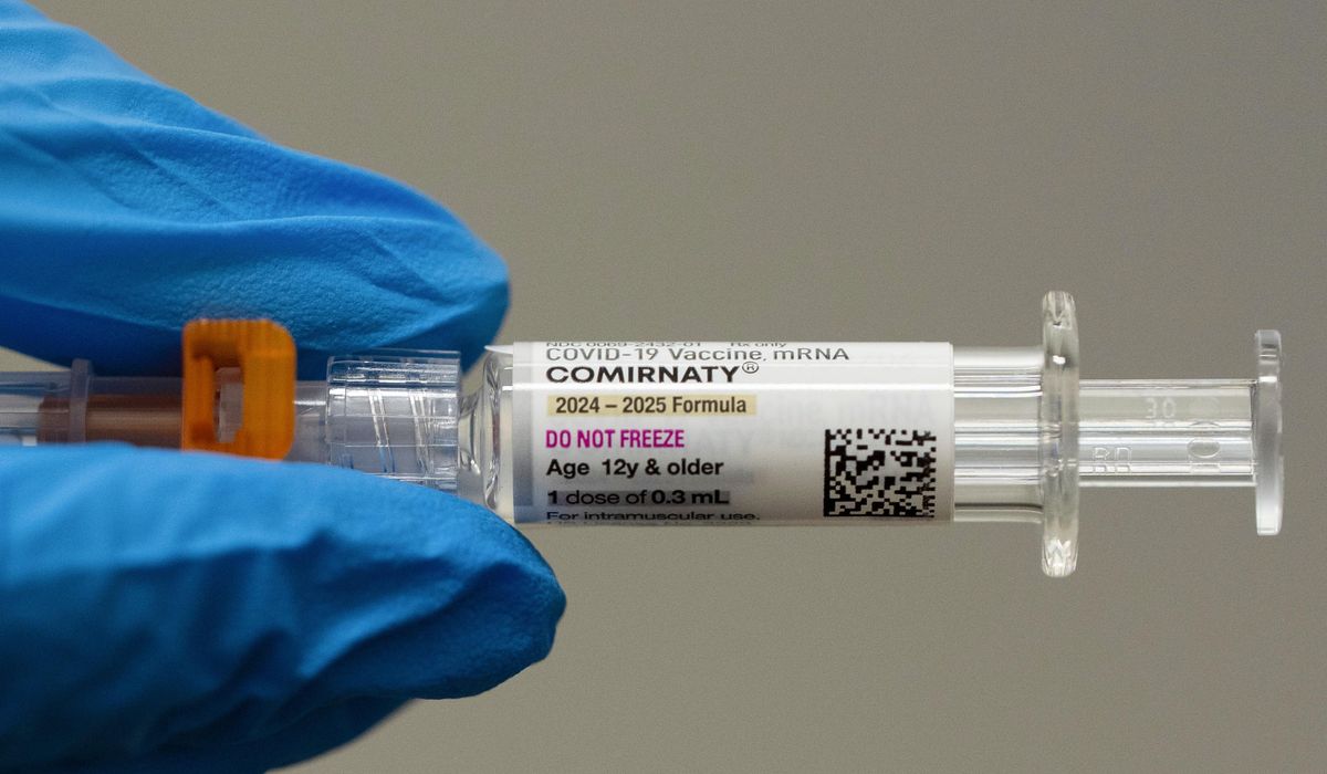 NextImg:Pediatric group recommends COVID vaccines for young children despite RFK Jr.’s new policy