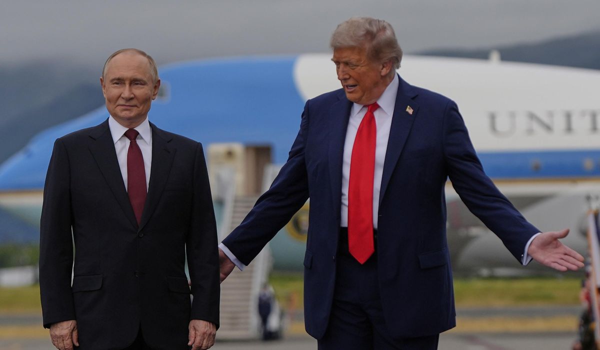 NextImg:Trump lashes out at Wall Street Journal and other ‘stupid’ critics of peace negotiations for Ukraine