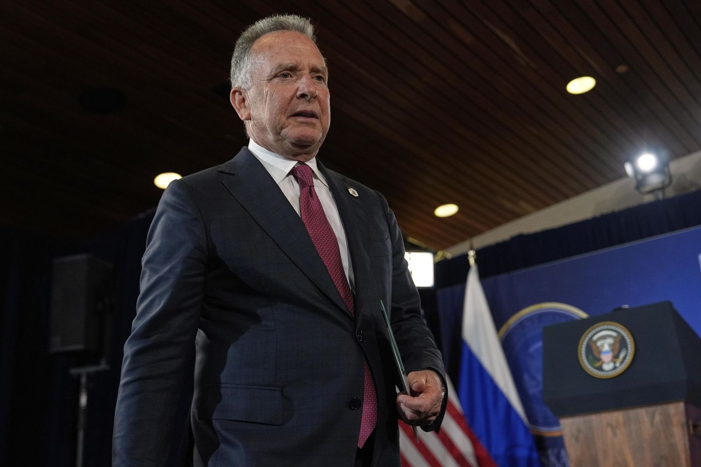Russia Agrees to NATO-like Security Guarantees for Ukraine