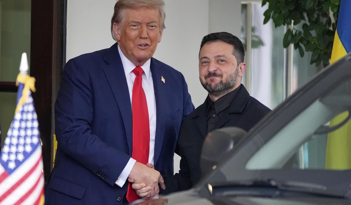 NextImg:Zelenskyy sports more formal attire for follow-up meeting at the White House