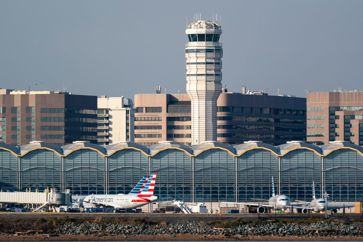 Staffing shortage at Reagan National affects senators trying to fly home amid shutdown impasse