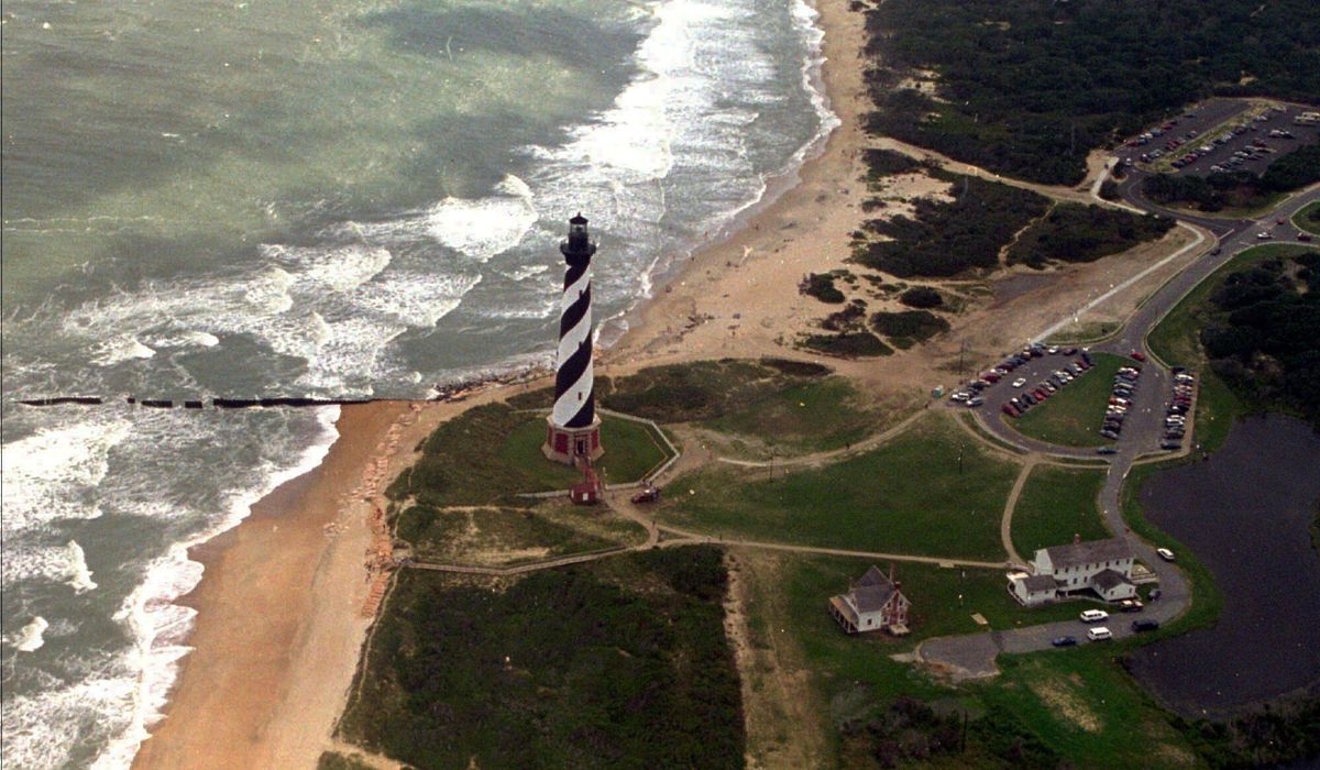 NextImg:Things to know about dangerous rip currents and how swimmers caught in one can escape