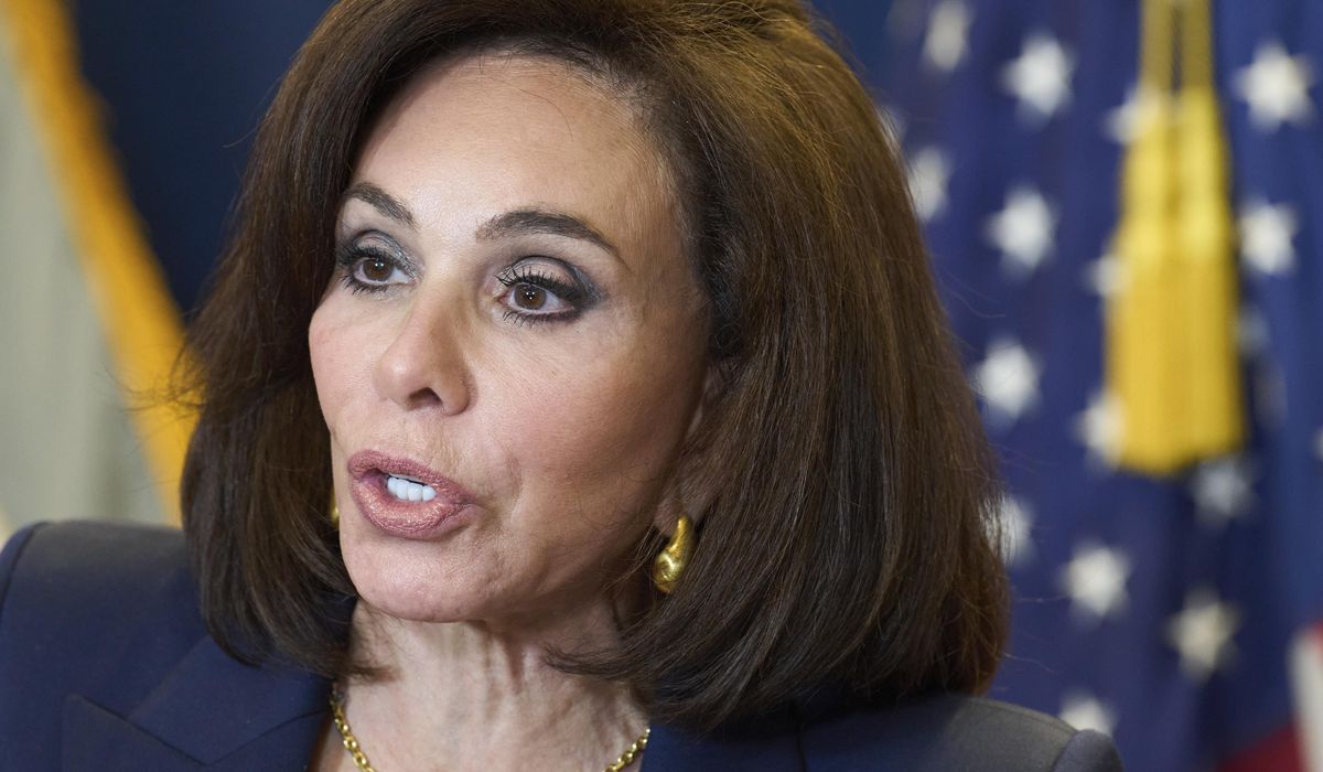 NextImg:U.S. attorney will no longer bring felony charges against people carrying rifles, shotguns in D.C.