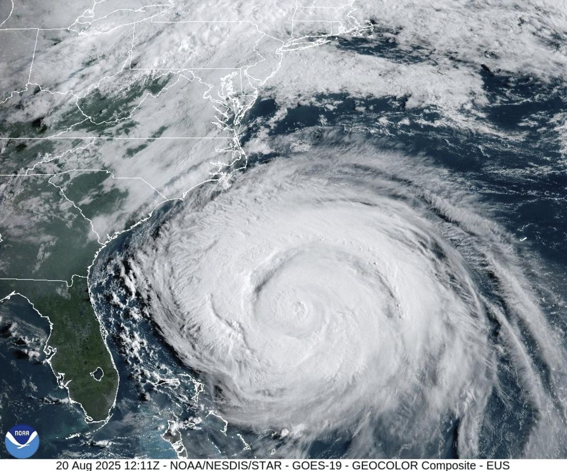 Beach destinations in Maryland, Delaware shut down for swimming as Hurricane Erin approaches
