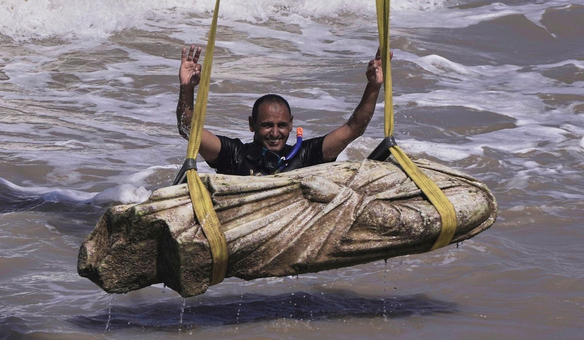 NextImg:Egypt recovers ancient sunken artifacts
