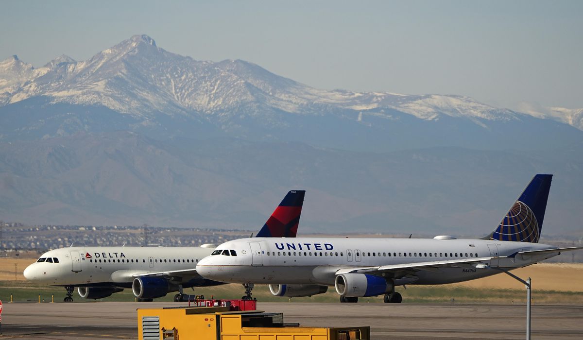 NextImg:Delta, United sued for selling windowless ‘window’ seats
