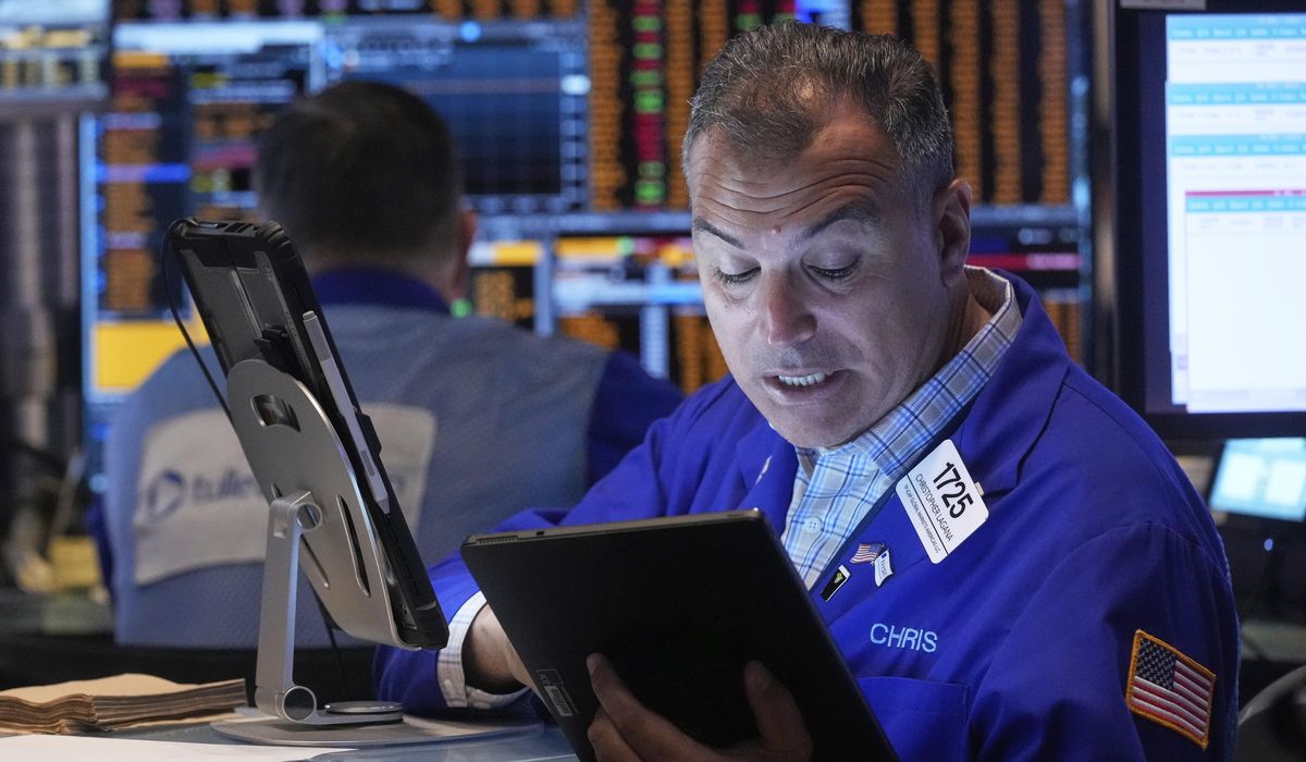 NextImg:Wall Street edges lower in its final moves ahead of a speech by the Federal Reserve’s head